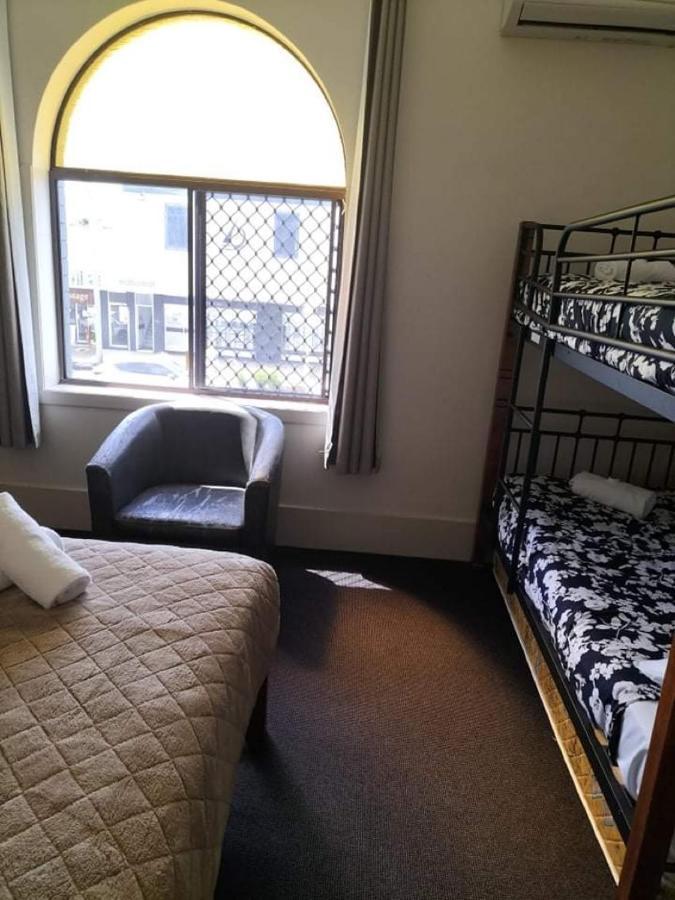 Australian Motel