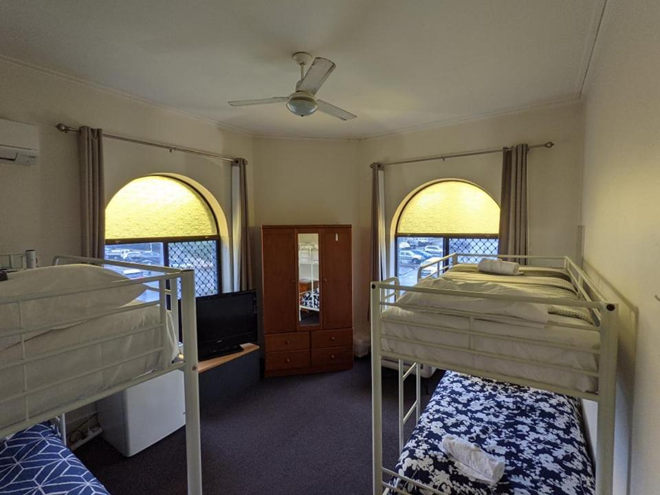Australian Motel